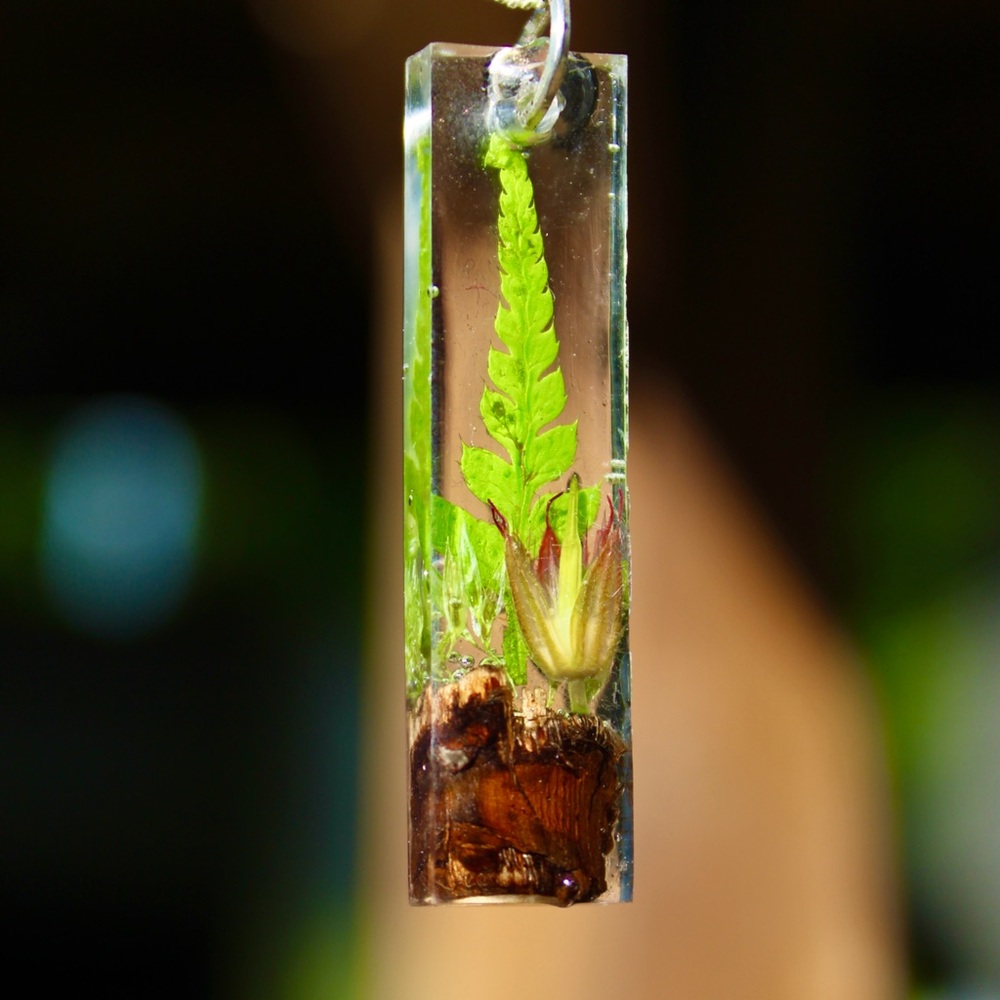 Green Botanical Resin Pendant
